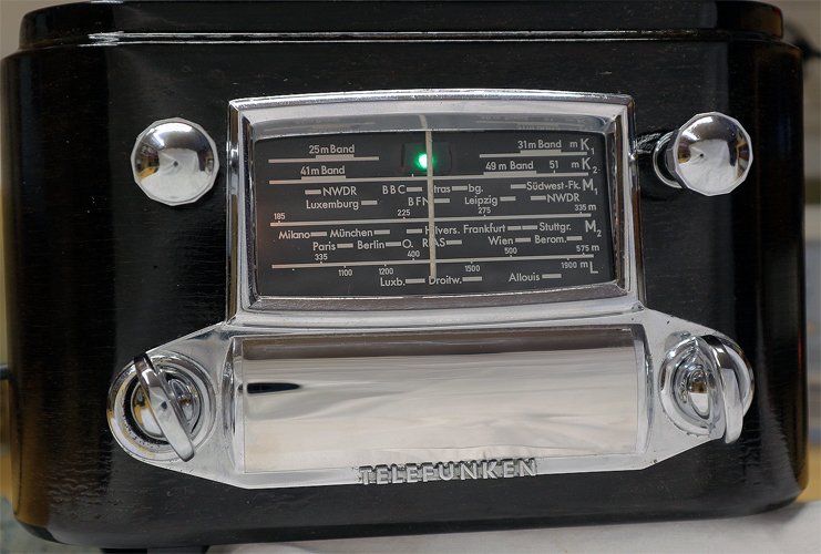 Telefunken II A51 M, modernisiertes Autoradio für Mercedes 170 S – Bild 2 von 11